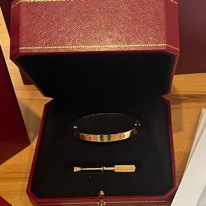 Authentic Cartier 18k Gold Love Bracelet 😍 SZ 16
